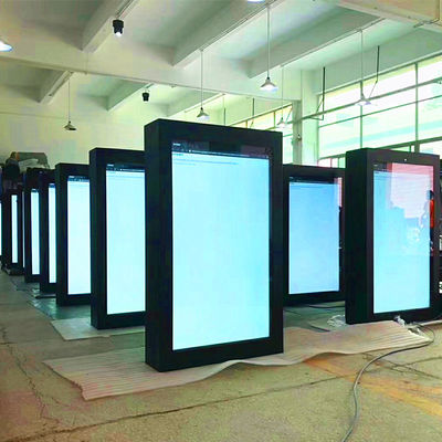 Çin Duvara Monte Dokunmatik Ekran Kiosk, IP65 Suya Dayanıklı Dış İnteraktif Kiosk Tedarikçi