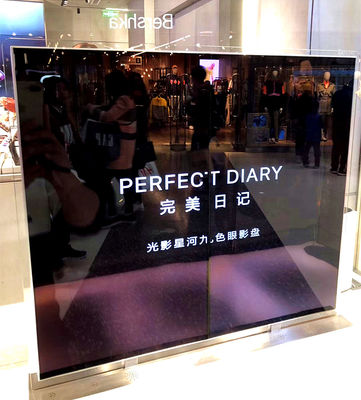 Çin Alışveriş Merkezi 500 Nits İçin Yüksek Parlaklık Şeffaf OLED Ekran Tedarikçi