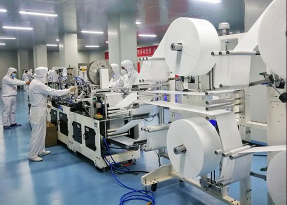Tek Kullanımlık Nonwoven Cerrahi Maske Yapma Makinesi Kararlı Çalışma 220V / 50Hz Tedarikçi